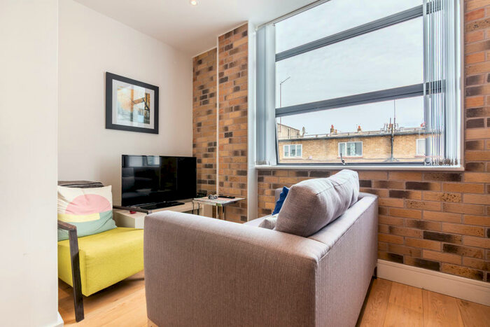 Apartment To Rent In Carlow House, Carlow Street, London, NW1