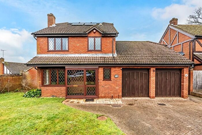 4 Bedroom Detached House For Sale In Harrowlands Park, Dorking, RH4