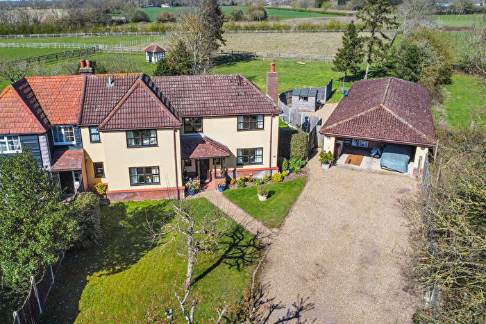 6 Bedroom Semi Detached House For Sale In Peppers Lane, Boxted, CO4