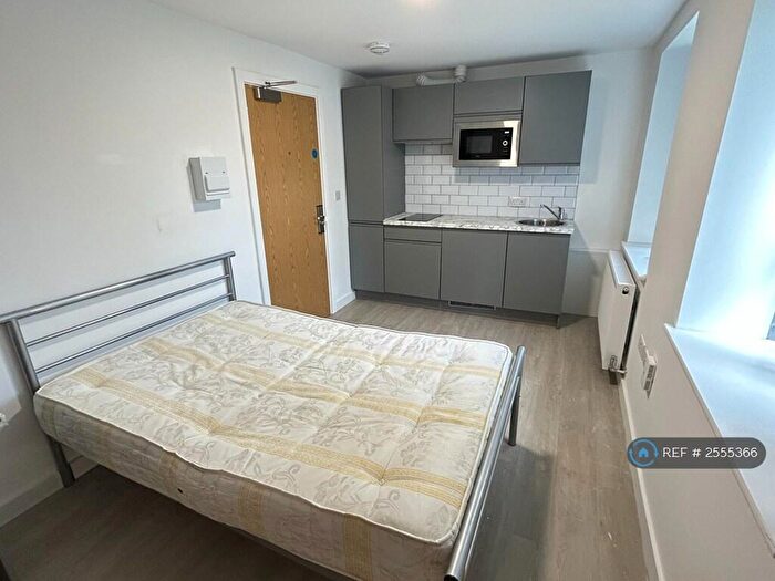 Studio To Rent In Humphrey Road, Manchester, M16