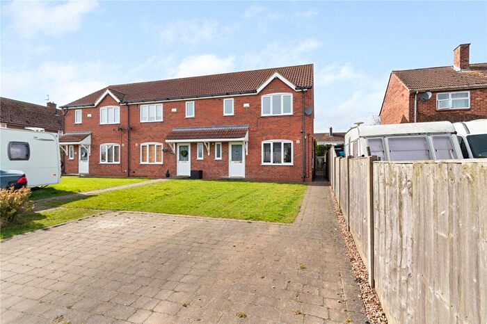 3 Bedroom End Of Terrace House For Sale In St Helens Crescent, Brigsley, Grimsby, N E Lincs, DN37