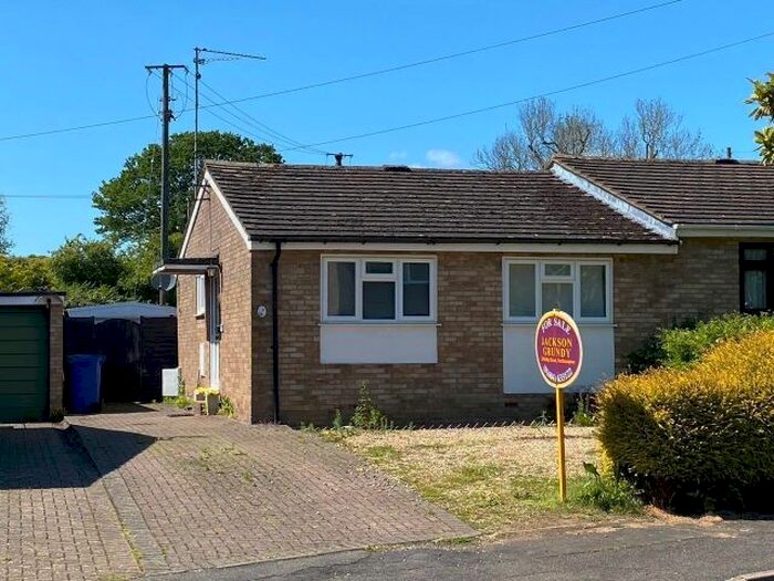 2 Bedroom Semi-Detached Bungalow For Sale In Pond Bank, Blisworth, Northampton, NN7