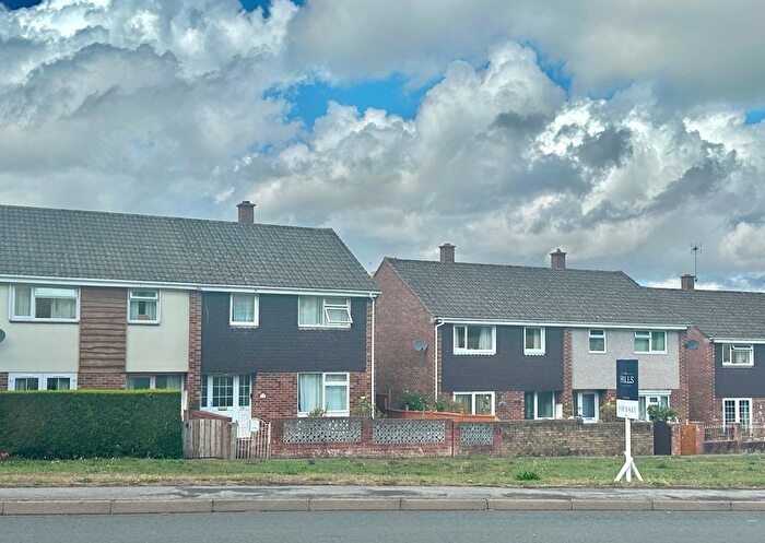 3 Bedroom Semi-detached House For Sale In Oak Way, Littledean, Cinderford, GL14