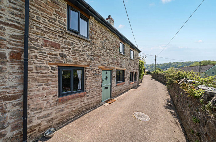 2 Bedroom Semi-Detached House For Sale In Frog Street, Bampton, Tiverton, Devon, EX16