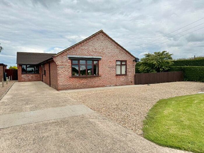 3 Bedroom Detached Bungalow For Sale In North End, Saltfleetby St Peter, LN11