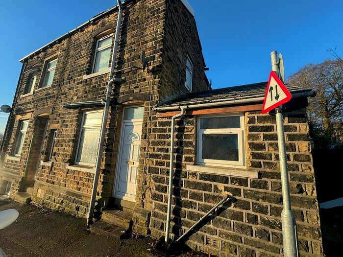1 Bedroom Terraced House To Rent In Lustre Street, Keighley, BD21