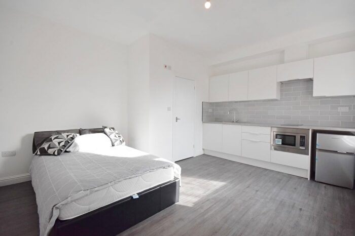 Studio To Rent In Holyhead Road, Coventry, CV1