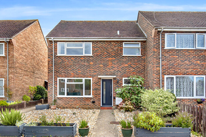 3 Bedroom End Of Terrace House For Sale In Westward Close, Bosham, Chichester, PO18