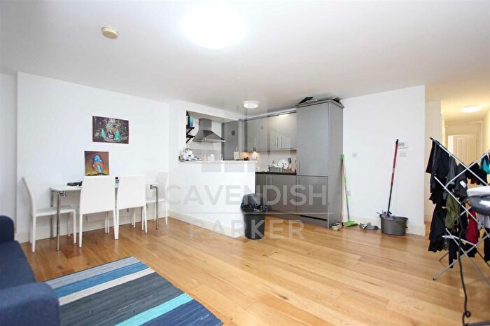 2 Bedroom Flat To Rent In Shirland Road, Maida Vale, London, W9