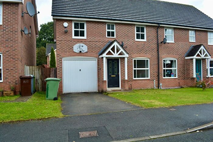 3 Bedroom Semi-Detached House To Rent In Sherbourne Drive, Meanwood, Leeds, LS6