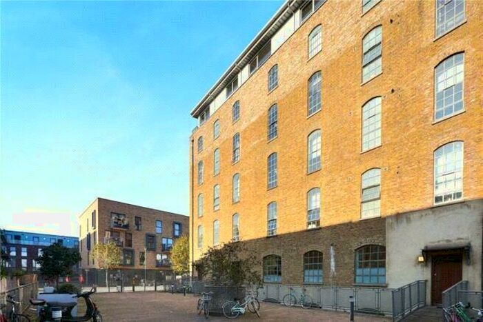 2 Bedroom Flat To Rent In Albany Works, Gunmakers Lane, E3