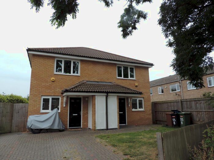 2 Bedroom Semi-Detached House To Rent In Gordon Avenue, Peterborough PE2