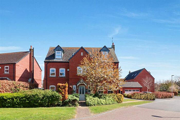 5 Bedroom Detached House For Sale In Wood Farm Close, Nettleton, LN7