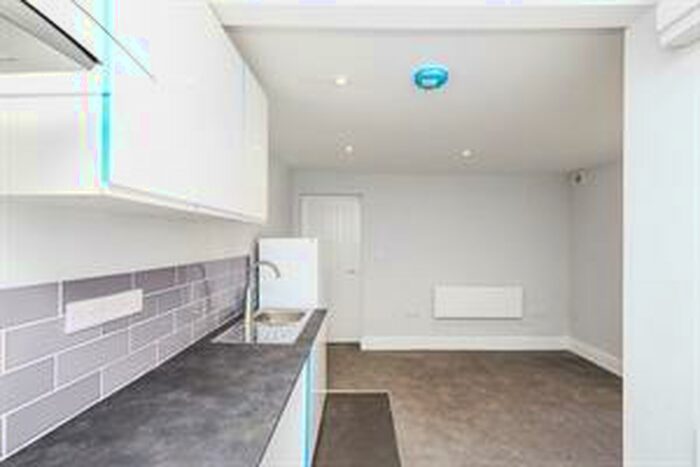 Apartment To Rent In Swinburne Street, Derby, DE1