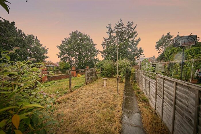 3 Bedroom Terraced House For Sale In Hatfield Road, Ipswich, IP3