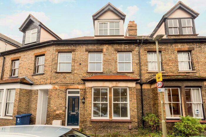 3 Bedroom Terraced House To Rent In , OX2