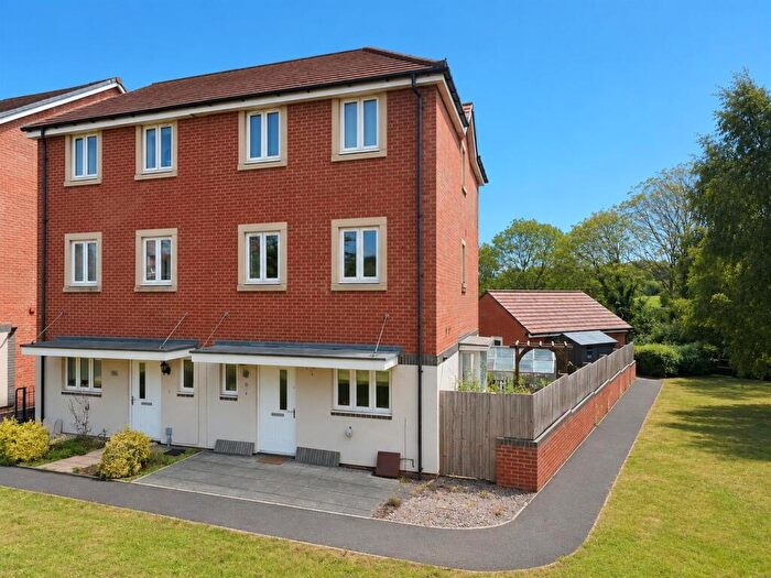5 Bedroom Semi-Detached House For Sale In Somerville Gardens, Sherborne Fields, Basingstoke, RG24