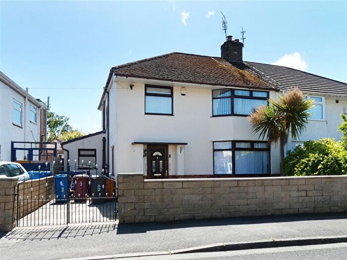 3 Bedroom Semi-Detached House For Sale In Cedar Crescent, Huyton, Liverpool, L36