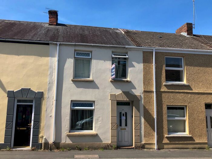 3 Bedroom House To Rent In Dillwyn Street, Llanelli, SA15