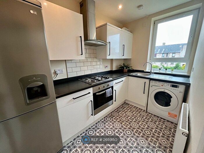 2 Bedroom Flat To Rent In Craigentinny Road, Edinburgh, EH7