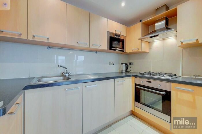 2 Bedroom Apartment To Rent In Mannock Close, London, NW9