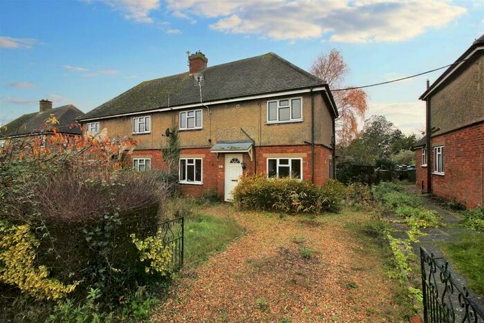 3 Bedroom Semi-Detached House For Sale In Stratford Road, Nash, MK17