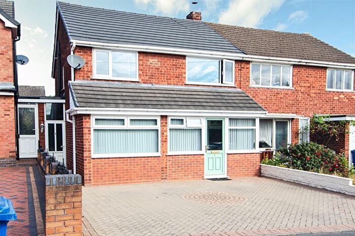3 Bedroom Semi-detached House For Sale In Tudor Close, Burntwood, WS7