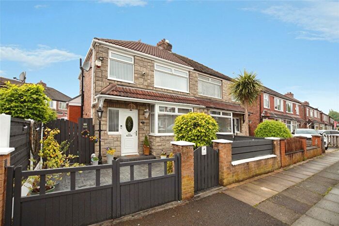 3 Bedroom Semi-Detached House For Sale In Pembroke Drive, Bury, Greater Manchester, BL9