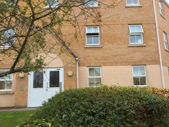 2 Bedroom Apartment To Rent In Woodcock Road, Royston, SG8