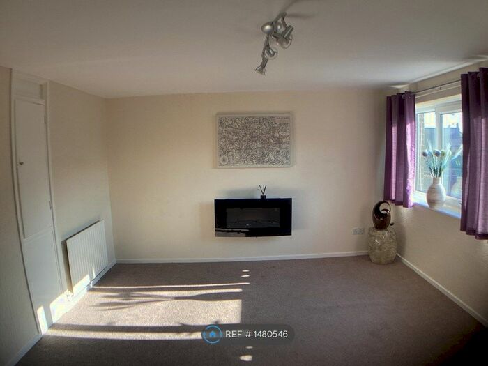 2 Bedroom Flat To Rent In Wetherby, Wetherby, LS22