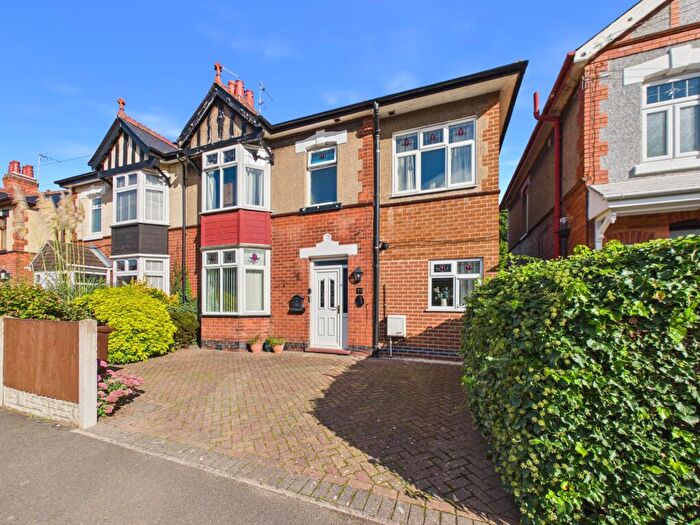 4 Bedroom Semi Detached House For Sale In Lindon Drive, Alvaston, DE24