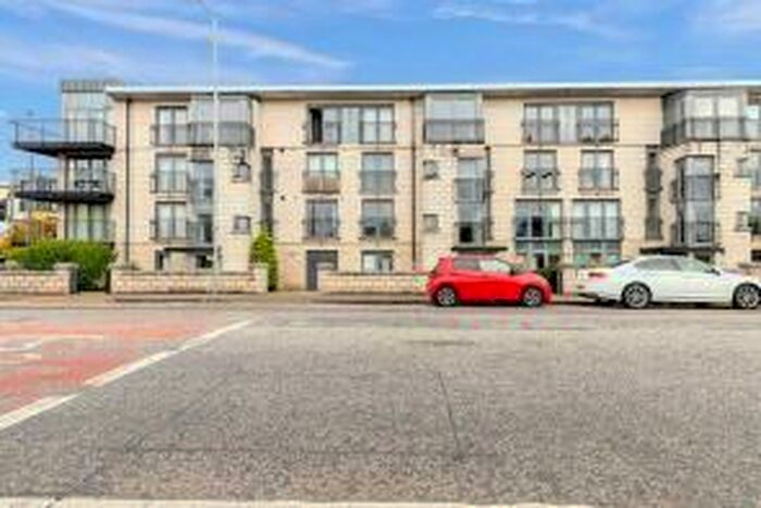 3 Bedroom Flat To Rent In West Granton Road, Granton, Edinburgh, EH5
