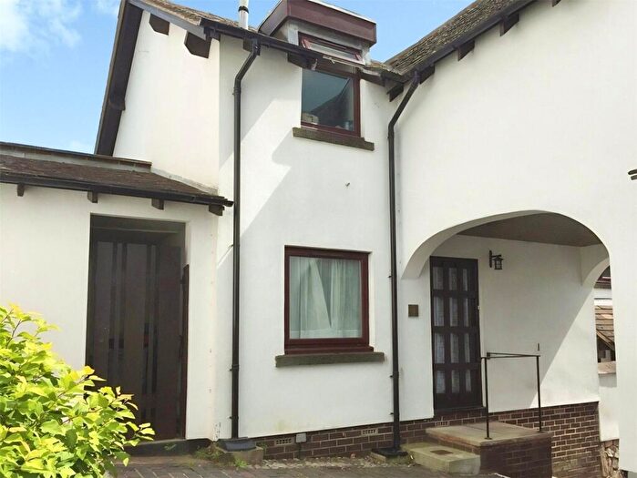 2 Bedroom Semi-Detached House To Rent In Clovelly Rise, Dawlish, Devon, EX7