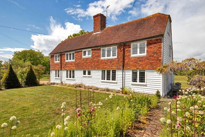 5 Bedroom Property For Sale In Smarden, Kent, TN27