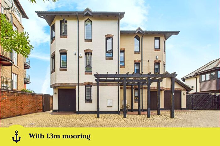 3 Bedroom Semi-Detached House For Sale In Cadland Court, Ocean Village, SO14