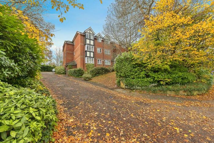 2 Bedroom Flat For Sale In London Road, Hemel Hempstead, HP3