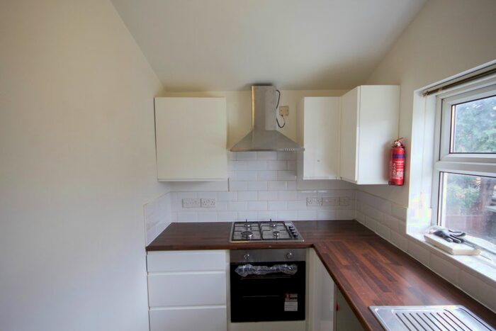 1 Bedroom Flat To Rent In Napier Road, Leyton, E11