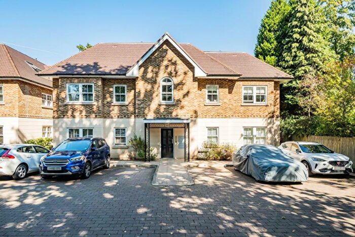 1 Bedroom Apartment To Rent In Woodham, KT15