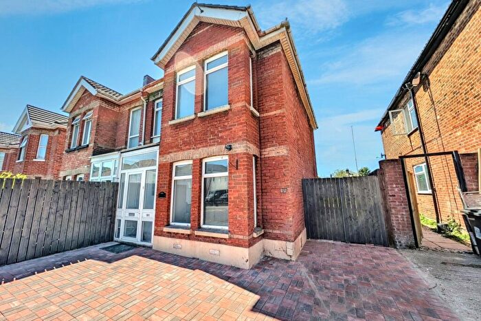 4 Bedroom Semi Detached House For Sale In Bournemouth, BH1