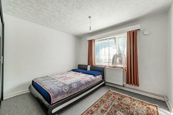2 Bedroom Flat For Sale In Sheepcote Road, Harrow On The Hill, Harrow, HA1