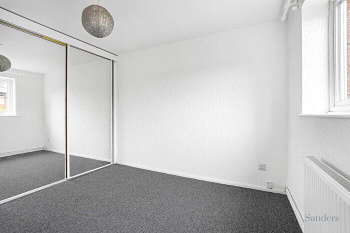 1 Bedroom Flat To Rent In The Paddock, Bishops Stortford, Hertfordshire, CM23