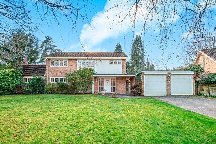4 Bedroom Detached House For Sale In Sandaul, Old Avenue, West Byfleet, KT14