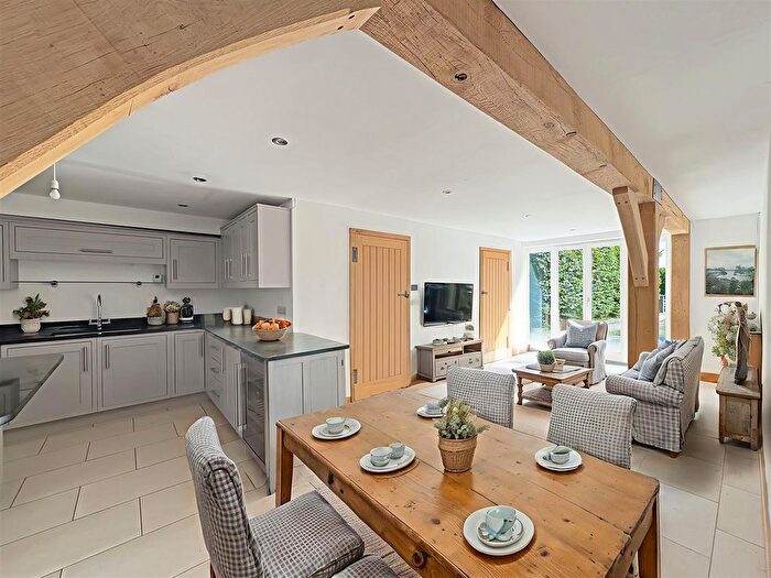 5 Bedroom Barn Conversion For Sale In Church Street, Haslingfield, CB23