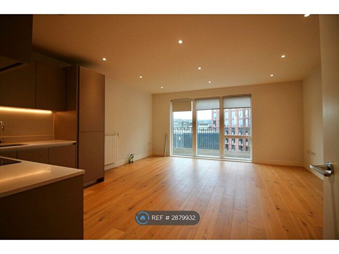 1 Bedroom Flat To Rent In Minotaur House, London, SE18