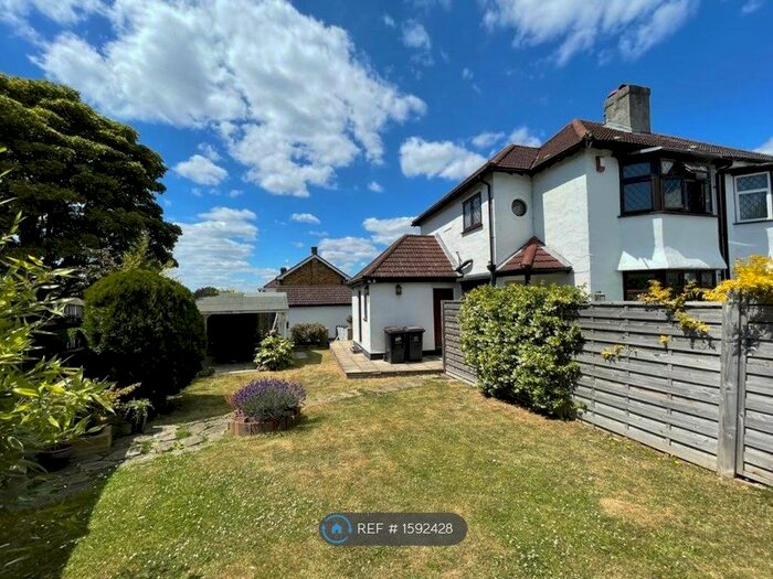 3 Bedroom Semi-Detached House To Rent In Crest View Drive, Petts Wood, Orpington, BR5