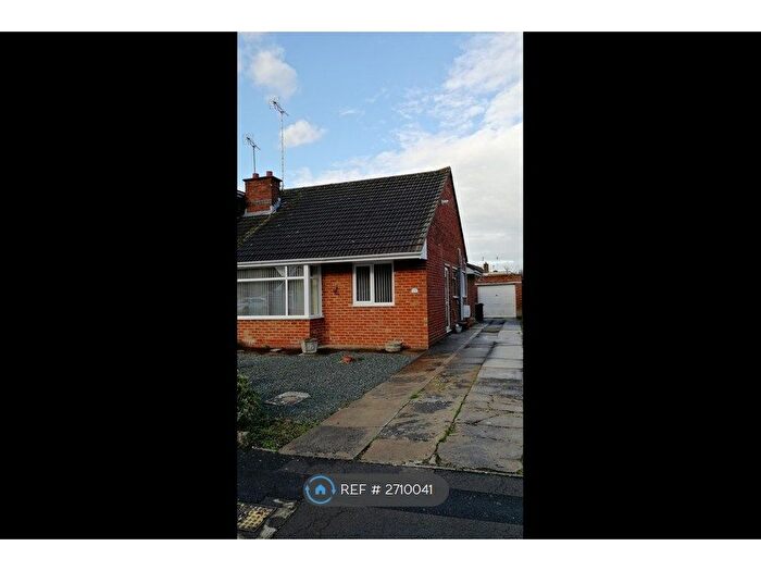 2 Bedroom Bungalow To Rent In Blenheim Road, Wroughton, SN4