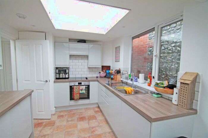 2 Bedroom Bungalow For Sale In Butts Cottages, London Road, Albourne, BN6
