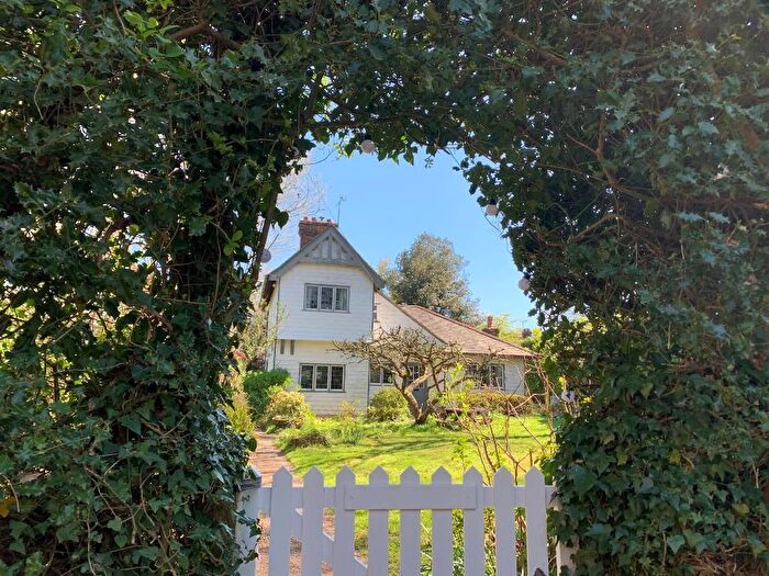 3 Bedroom Detached House For Sale In Hawkhurst Road, Cranbrook, Kent, TN17