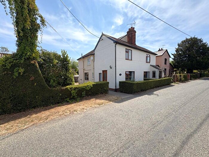 2 Bedroom Cottage To Rent In Stambourne, Halstead, Essex, CO9