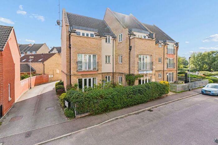 3 Bedroom Flat For Sale In Flawn Way, Eynesbury, St Neots, PE19